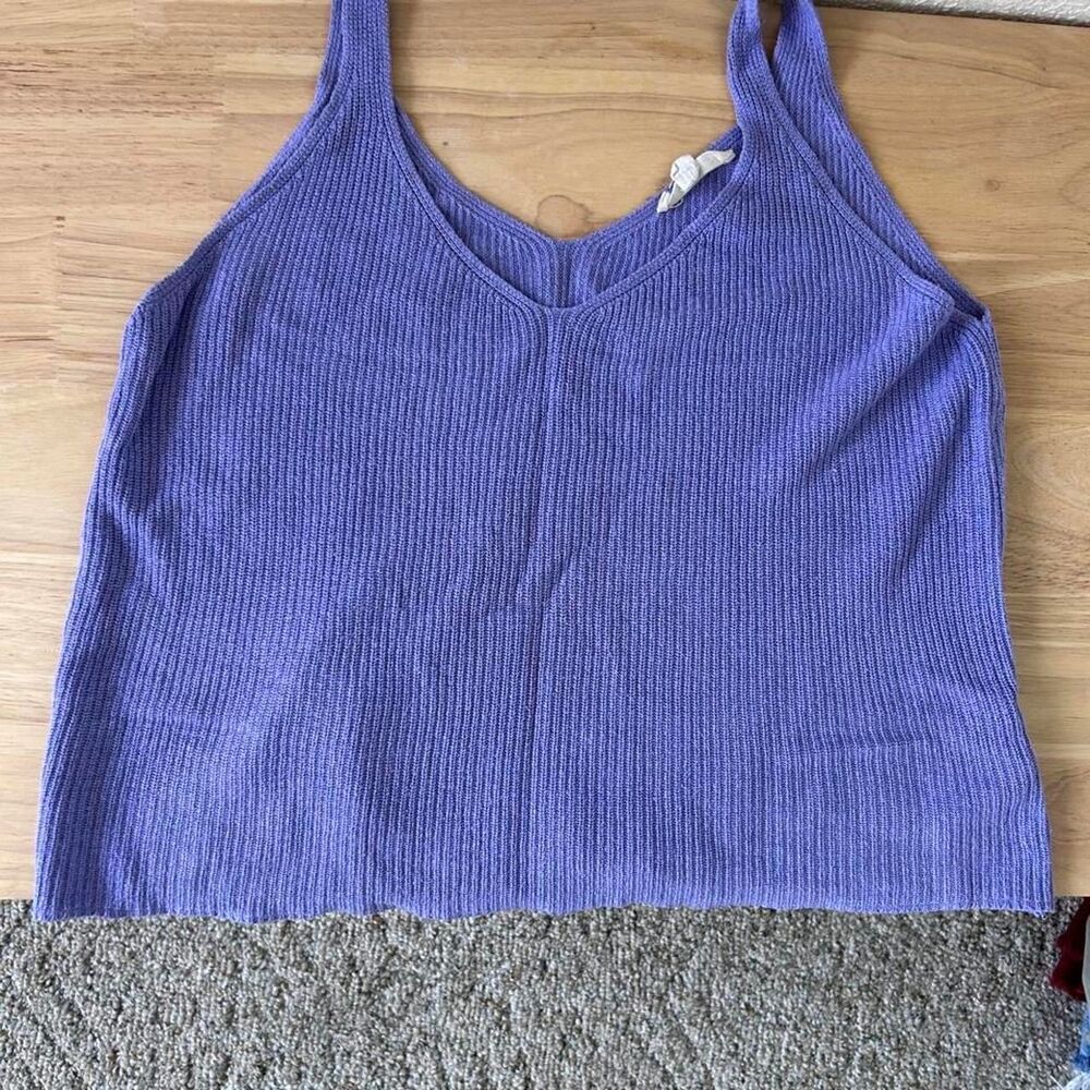 Women's Purple Knit Top